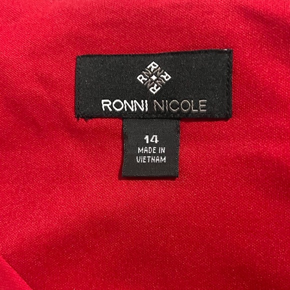 Women's Dress size 14 - NEW ITEM - Picture 8 of 10